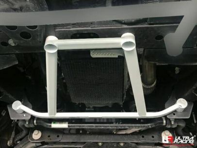 [Obr.: 10/55/11/3-ford-ranger-wildtrack-2.0t-4wd-fl-19-ultraracing-4-point-front-lower-brace-1696468314.jpg]