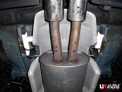 [Obr.: 11/68/54/5-mini-cooper-s-r56-06-ultraracing-rear-torsion-bar-1718-1761301428.jpg]