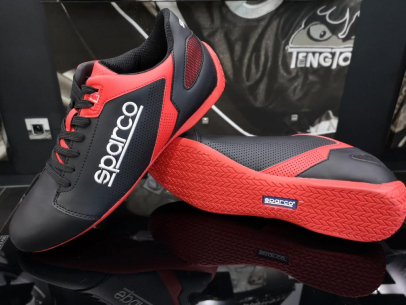 [Obr.: 11/77/23/6-topanky-sparco-sl-17-red-and-black-1761550032.jpg]